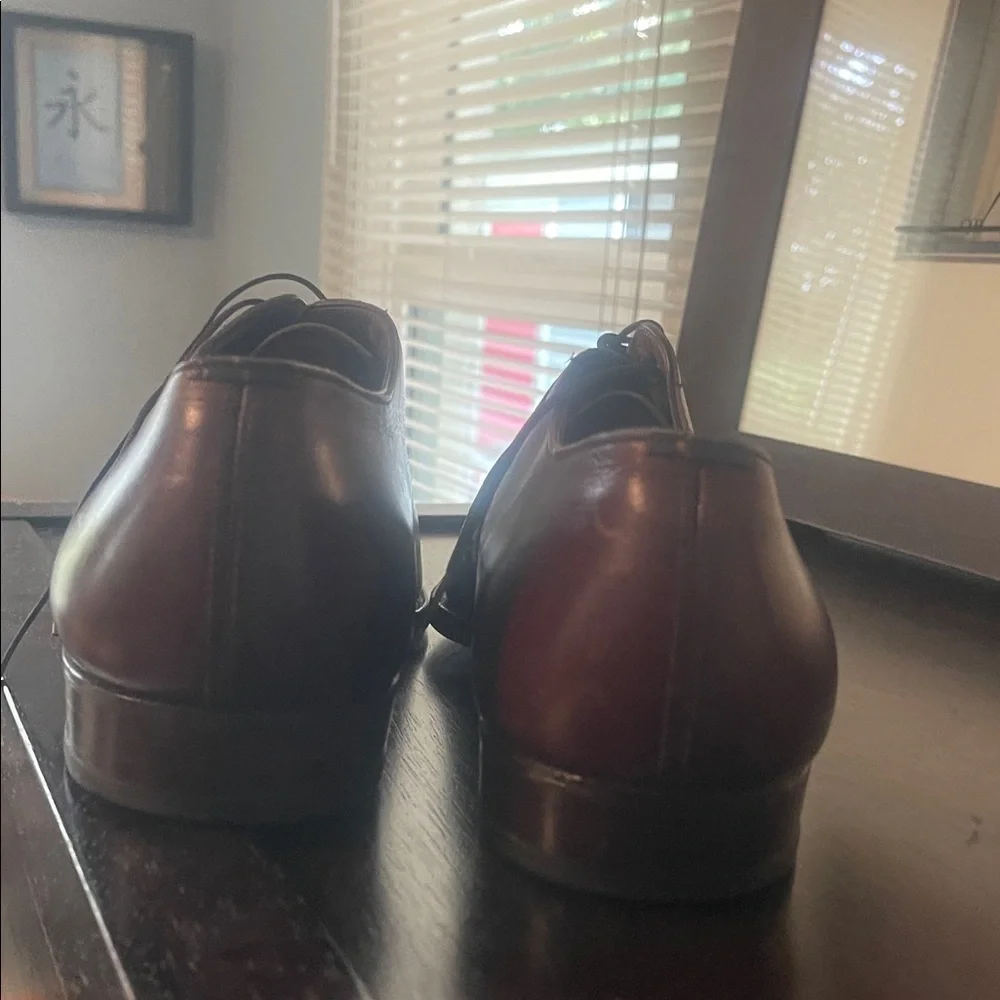 Elegant Brown Leather Men's Oxfords